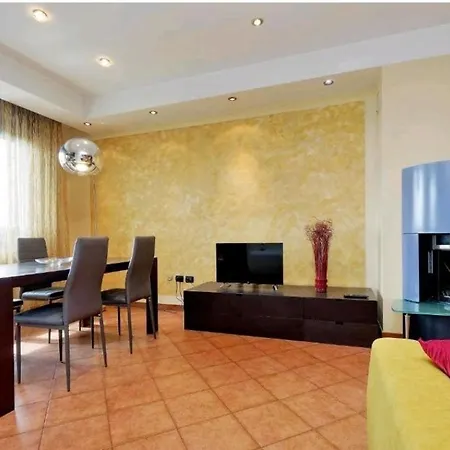 Ponte Galeria Apartament 蓬特加莱里亚